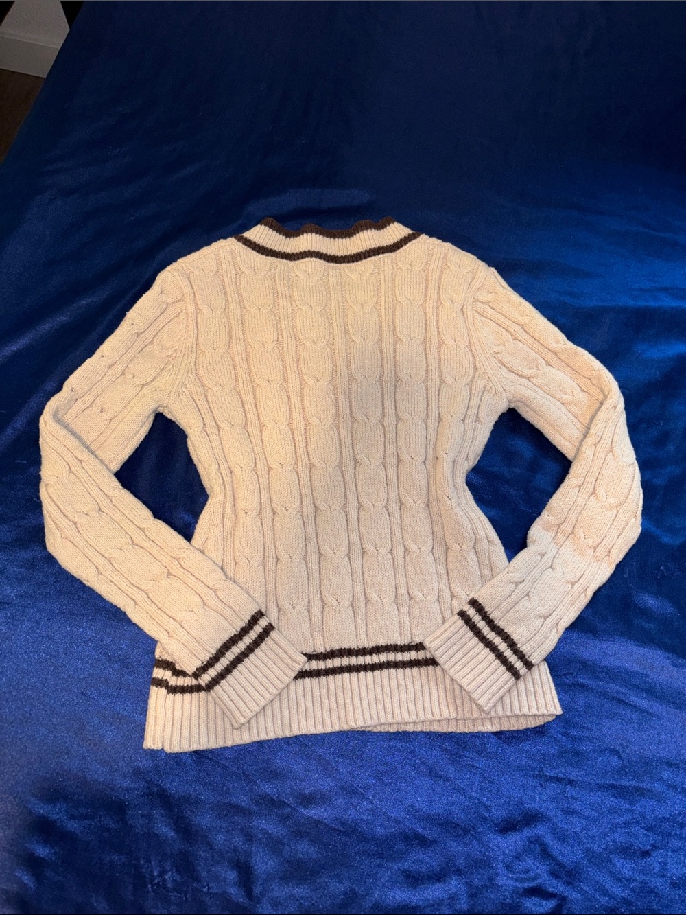 SHEIN Cream Cable-Knit V-Neck Sweater with Brown Trim - Picture 4 of 4